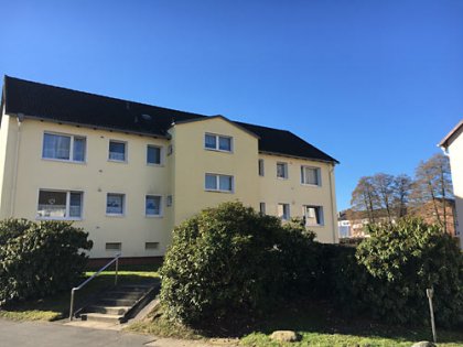 Blick vom Garagenhof auf Bachstraße Nr. 6